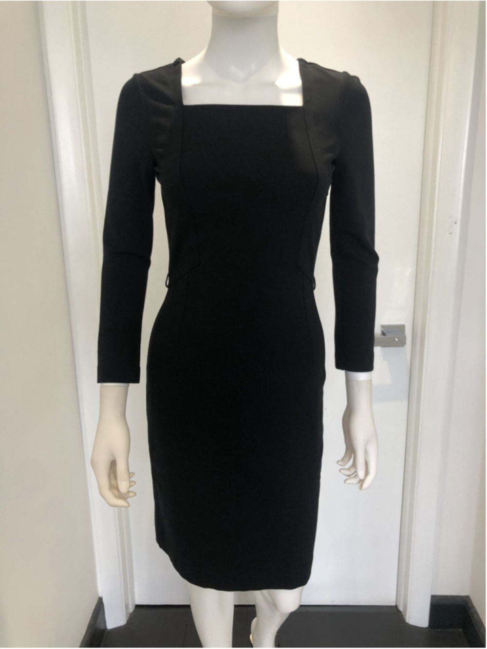 gucci dress mid lenght long sleeves black S